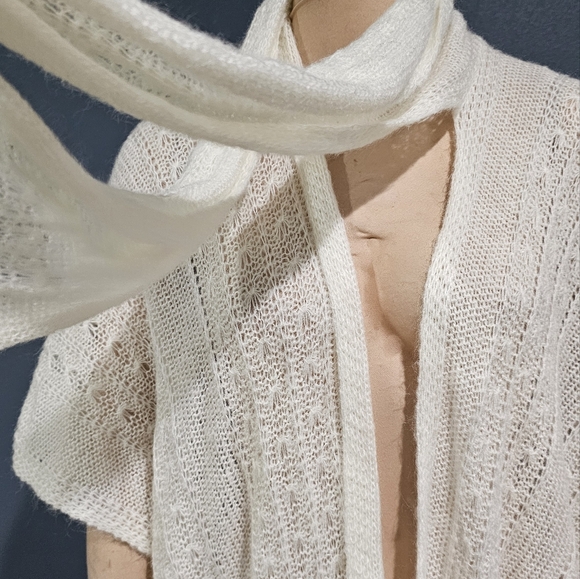 Vtg BEN GOODMAN Ivory Knit Open Poncho Pom Side Attached Scarf Cardigan OS - Picture 8 of 9